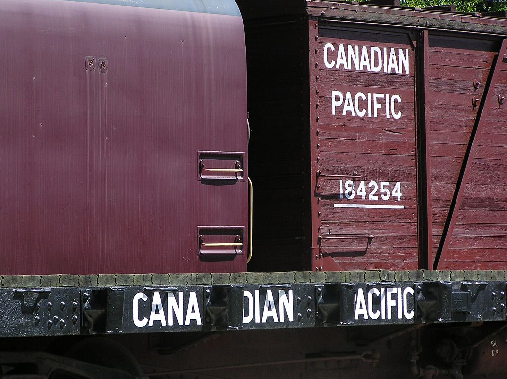Canadian Pacific Railway CPR Trains and Wagons. These Locomotives pull freight, lumber and passenger coaches across Canada. They are just like the ones you can drive with Microsoft train simulator or on model railwaysets