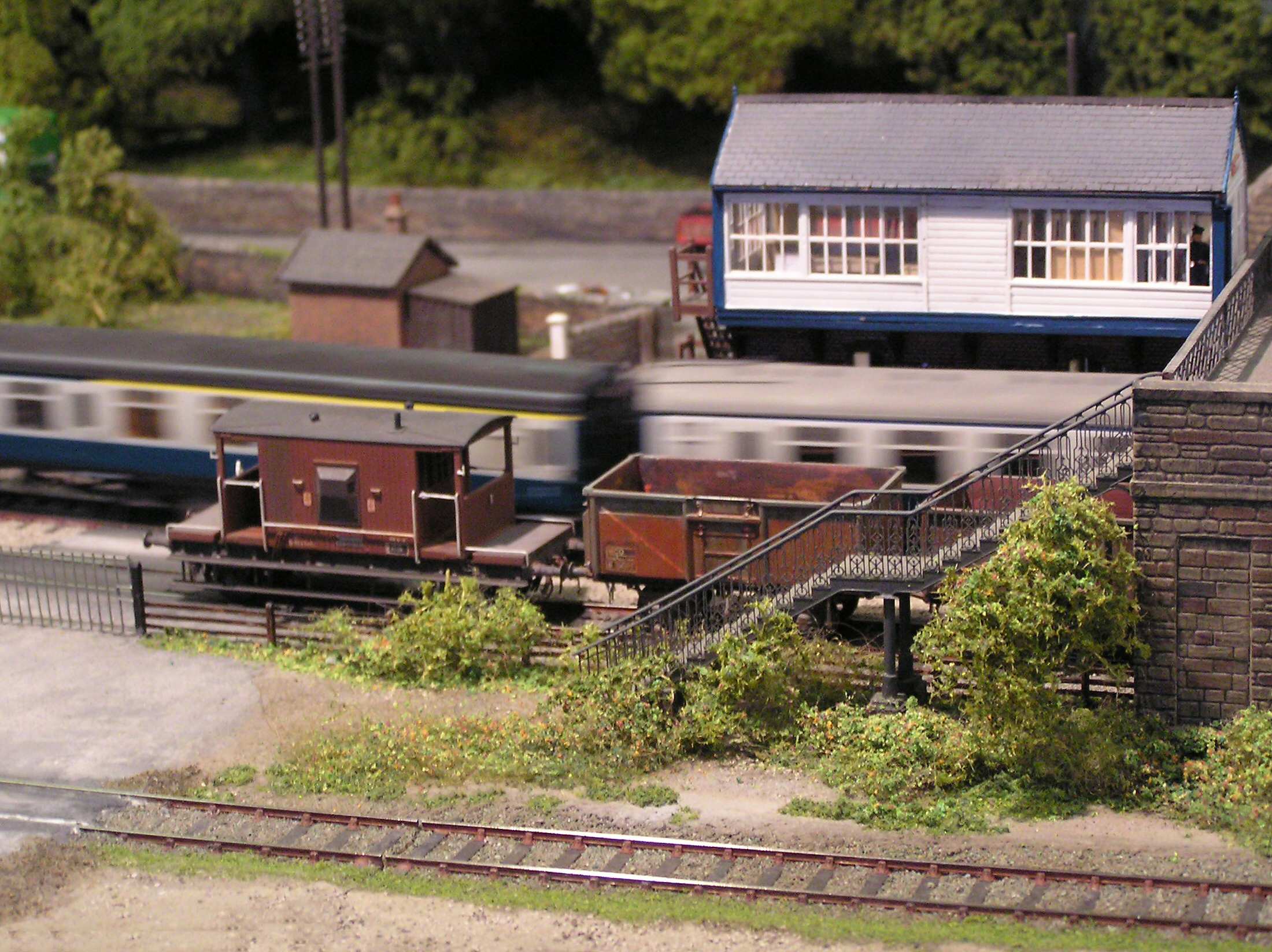 OO/HO Gauge Model Railway Steam Engine Diesel or Electric Train layout photographs 