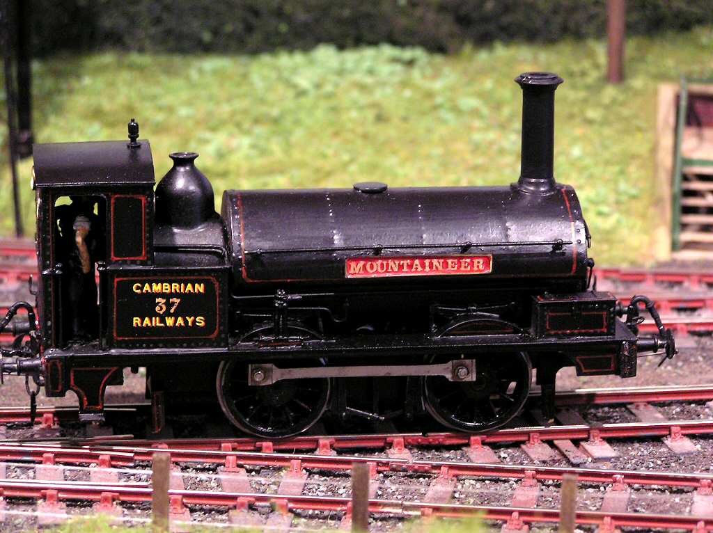 British Model Train & Railway layouts photographs in OO/HO Gauge Steam