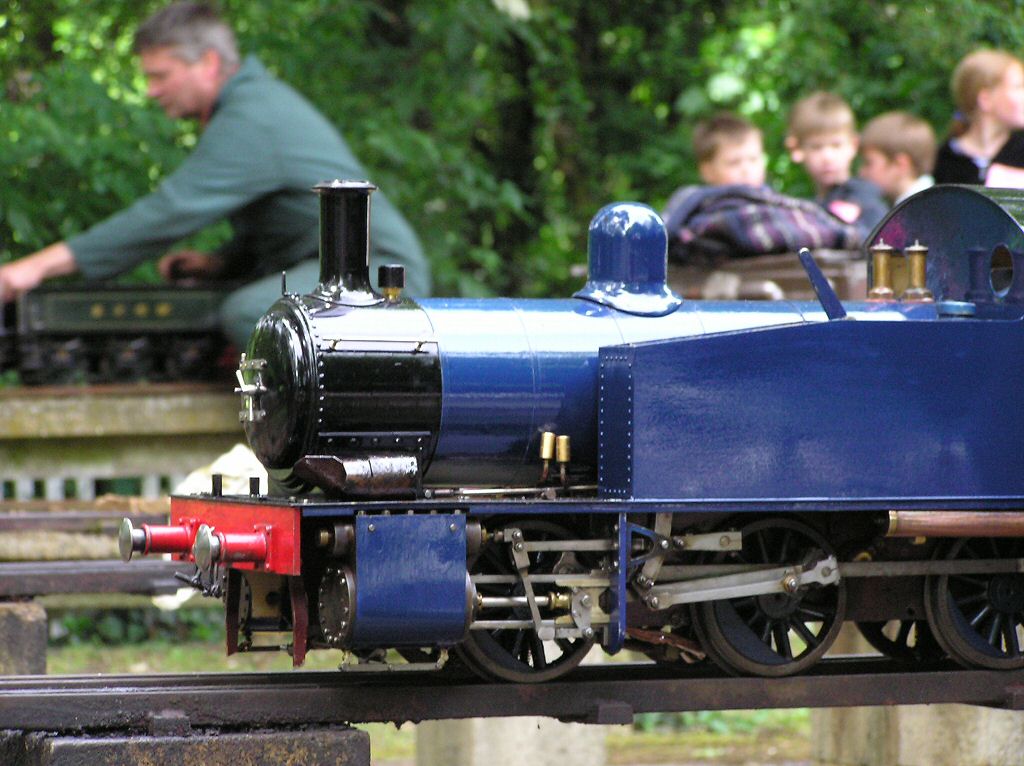 Thames Ditton Miniature Steam Railway - Small Vintage Locomotive Steam Train Light Railway model engineering photos - just like the big ones you can drive with Microsoft train simulator