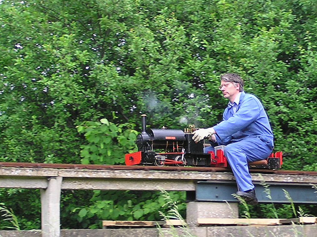 Thames Ditton Miniature Steam Railway - Small Vintage Locomotive Steam Train Light Railway model engineering photos - just like the big ones you can drive with Microsoft train simulator